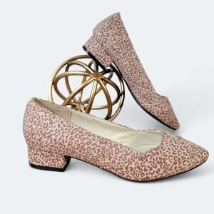 Journee Collection Justine Leopard Print Low Block Heel Pumps Size 6